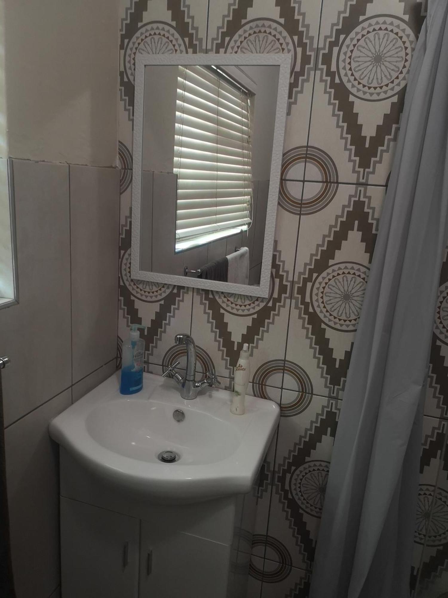 Avo Tree Guesthouse Paarl Eksteriør bilde